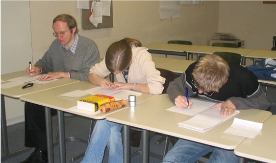 Stenografen bei der Arbeit